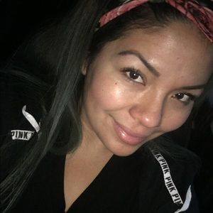 Meet your Posher, Rosario